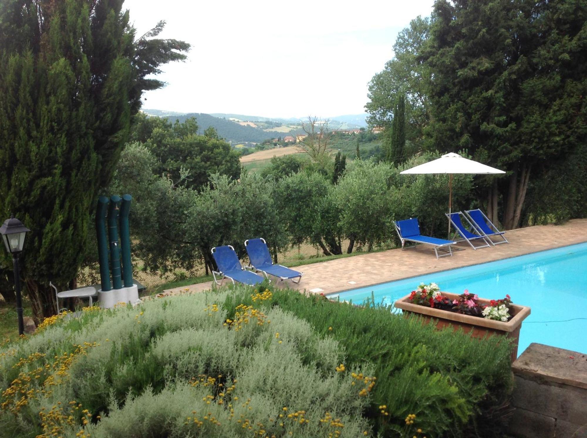 Il Broglino Villa Todi Exteriör bild