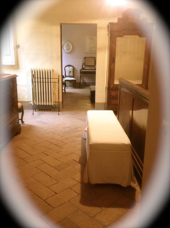 Il Broglino Villa Todi Exteriör bild