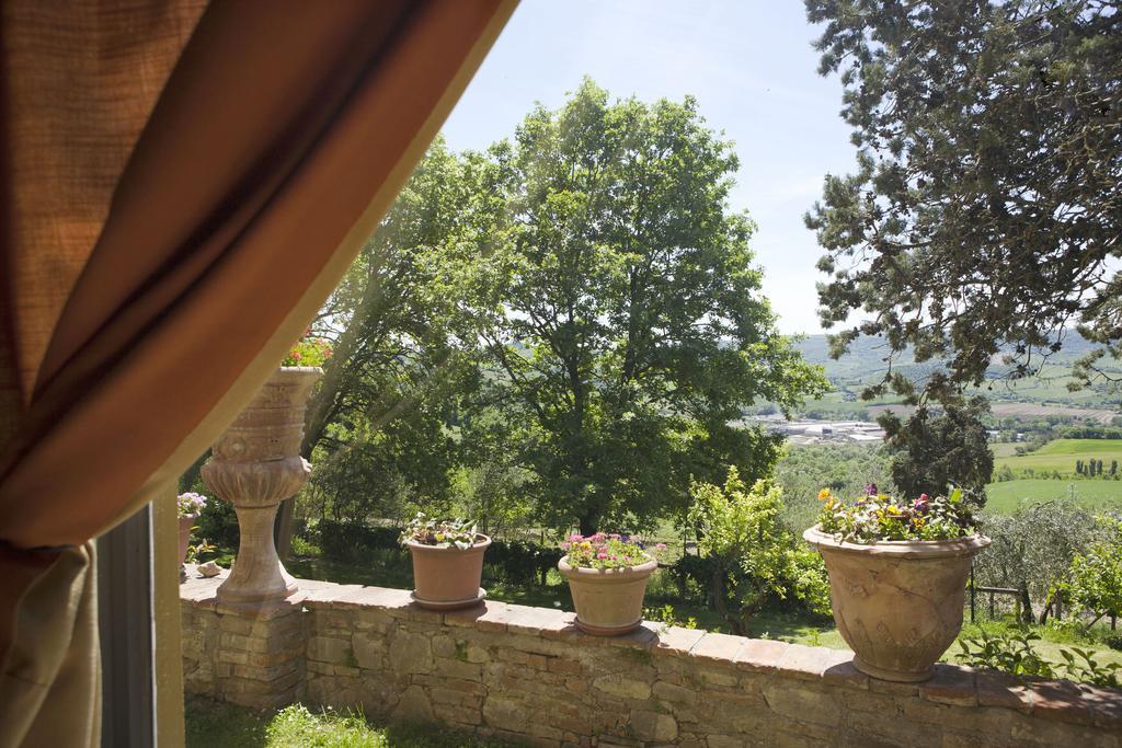 Il Broglino Villa Todi Exteriör bild