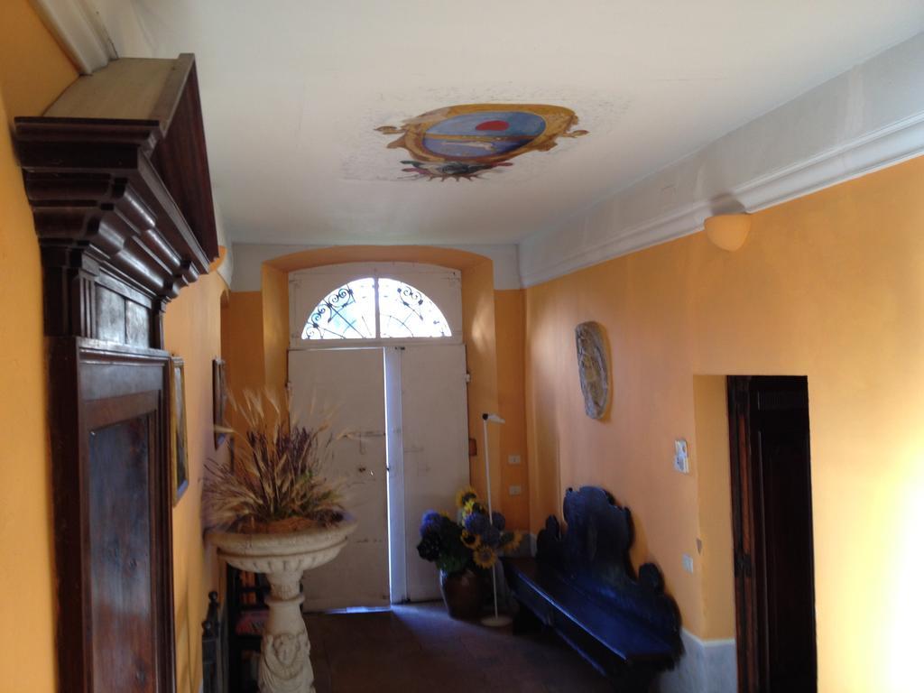 Il Broglino Villa Todi Exteriör bild